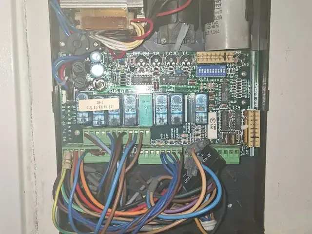 Assistenza e riparazione cancelli automatici